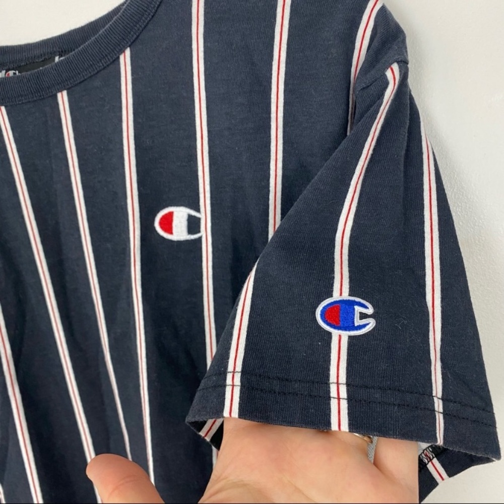 Champion Blue Striped Cropped Basic Round Neck Sh… - image 8
